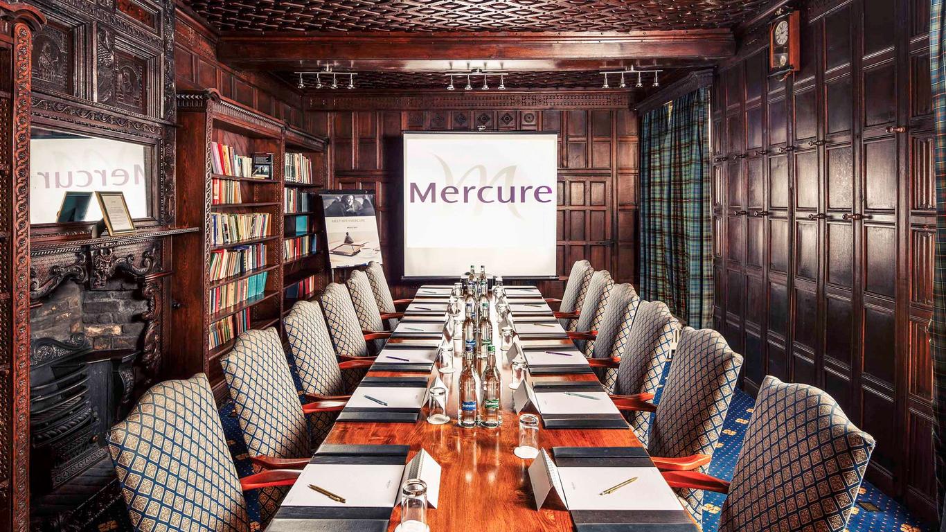 Mercure York Fairfield Manor Hotel