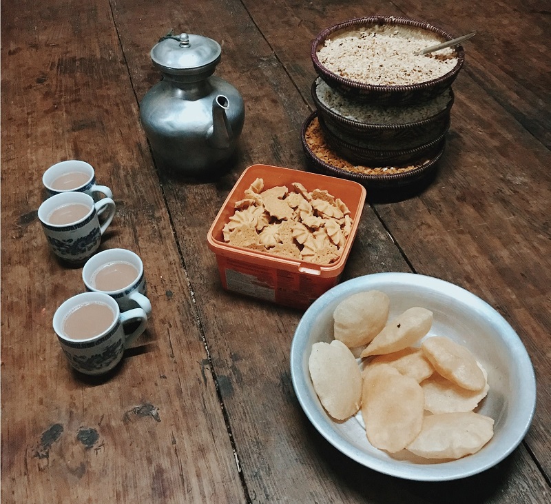 Butter Tea and snacks by Loan Vu @lanavoo