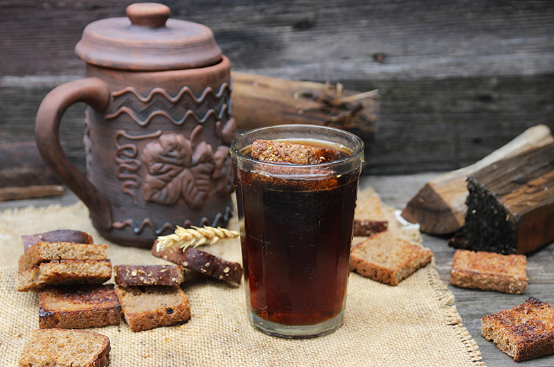 Cold bread and kvass - fermented drink in Ukraine and Russia