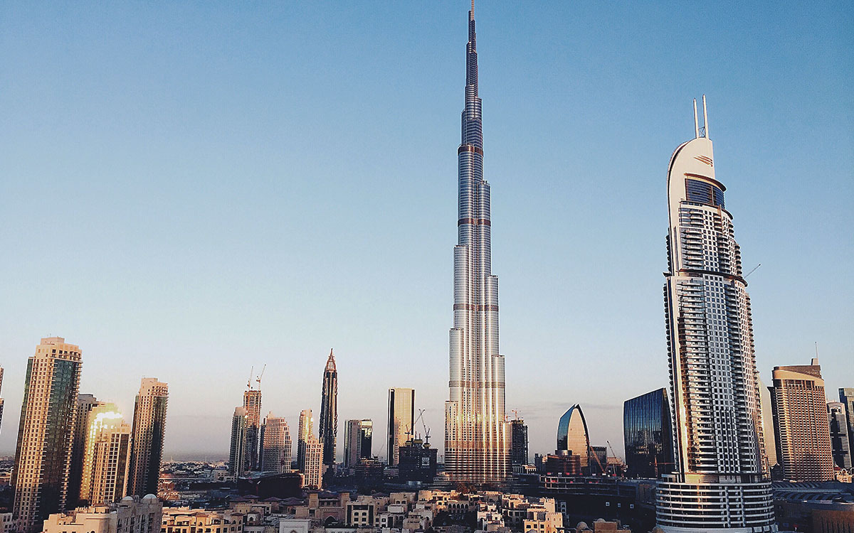 Visit Burj Khalifa in Dubai