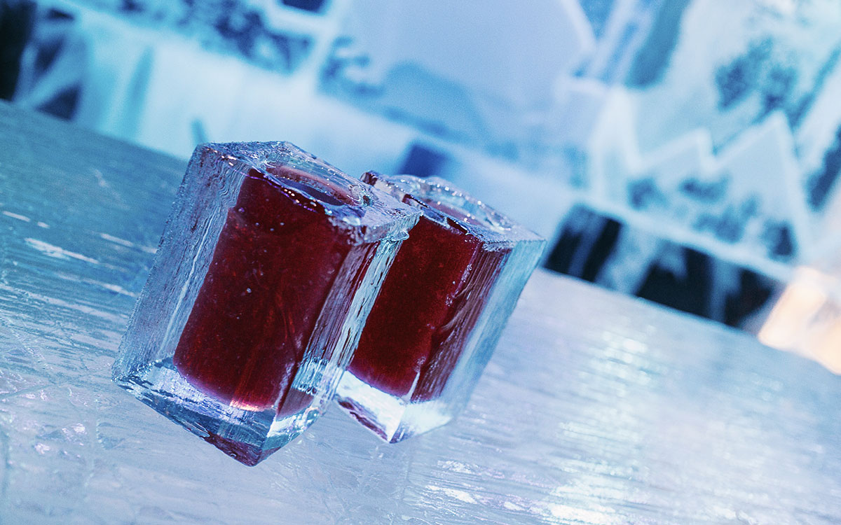 Ice bar Dubai