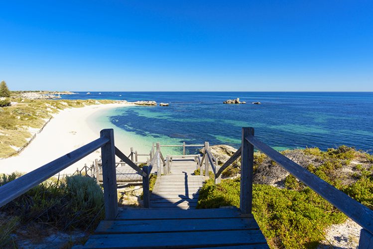 South to Australia - Feng Shui travel Feng Shui view of Rottnest Island beach, Western Australia