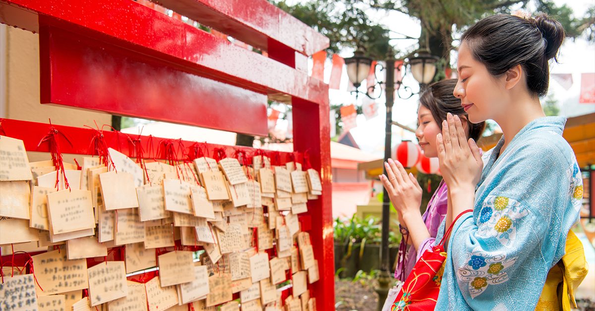 Pray for Love at these Asian Temples