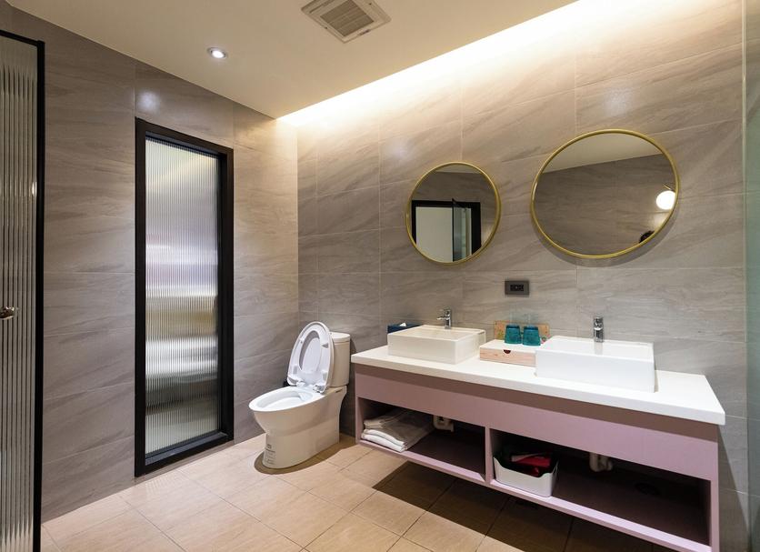 Bathroom Photo