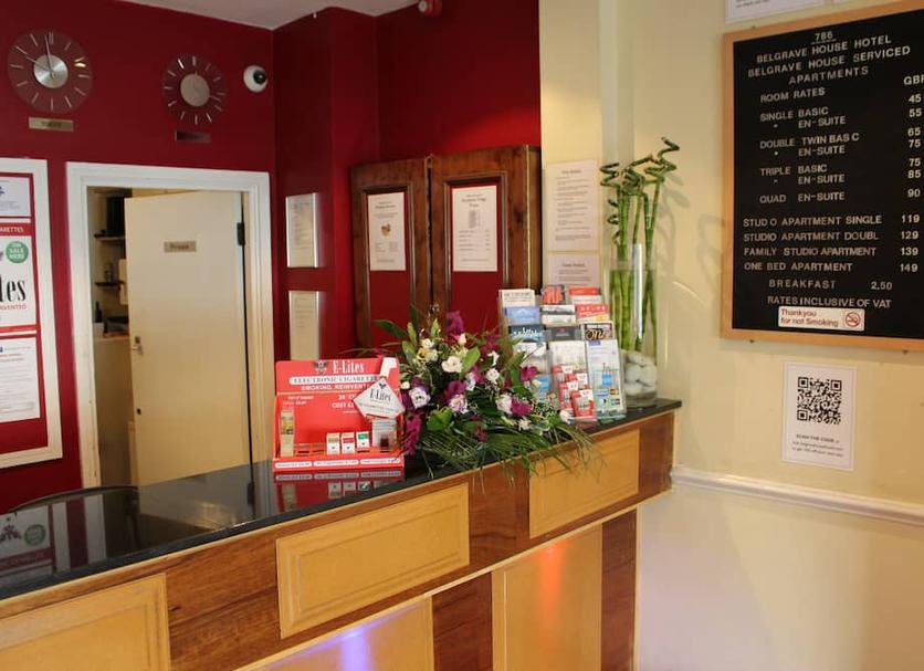 Front desk Photo