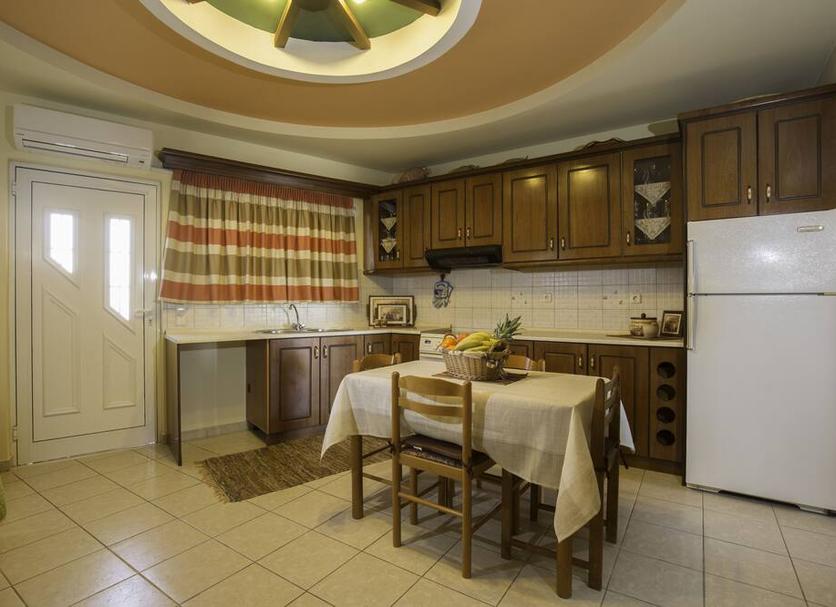 Kitchen Photo