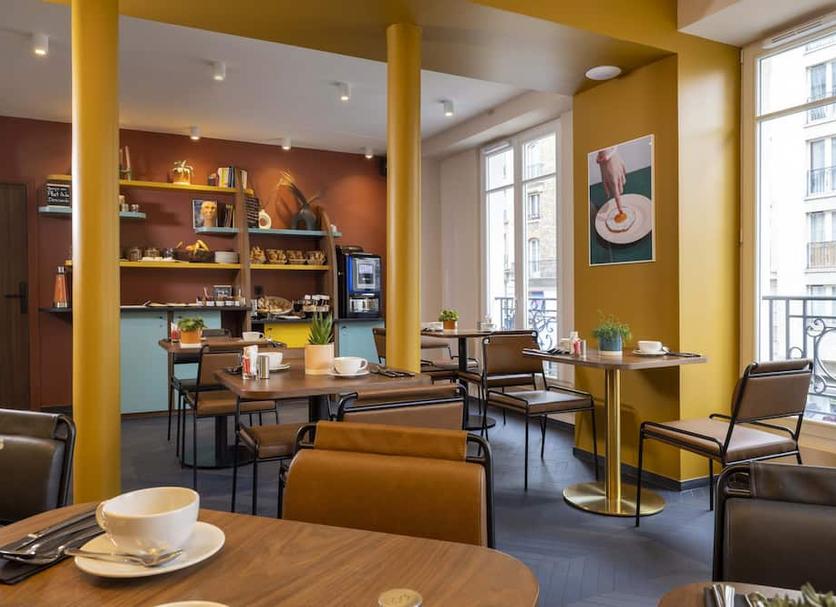 Restaurant Photo