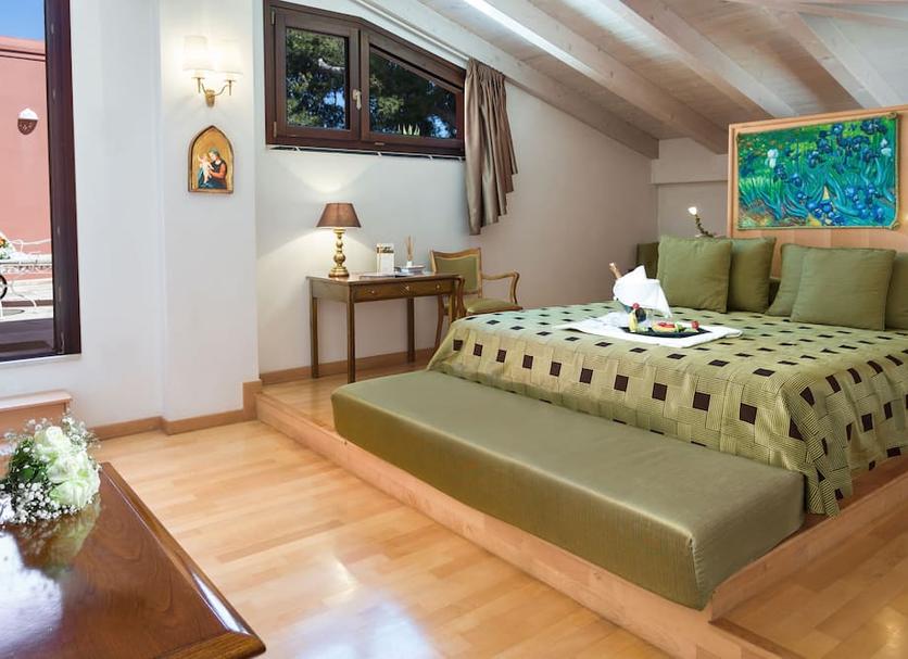 Bedroom Photo