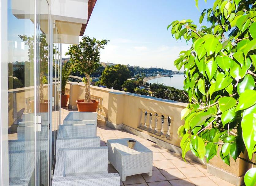 Balcony Photo