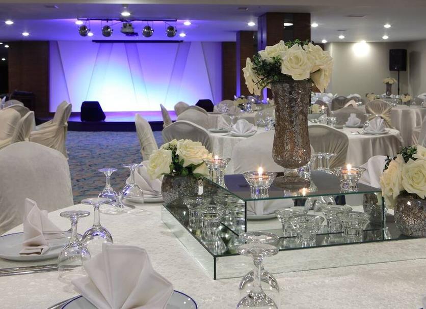 Banquet hall Photo