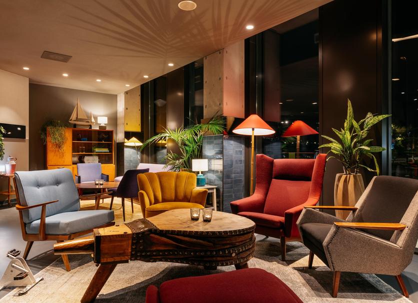 Lounge Photo
