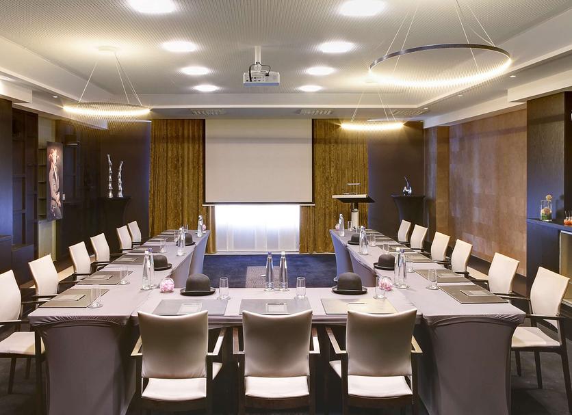 Conference room Photo