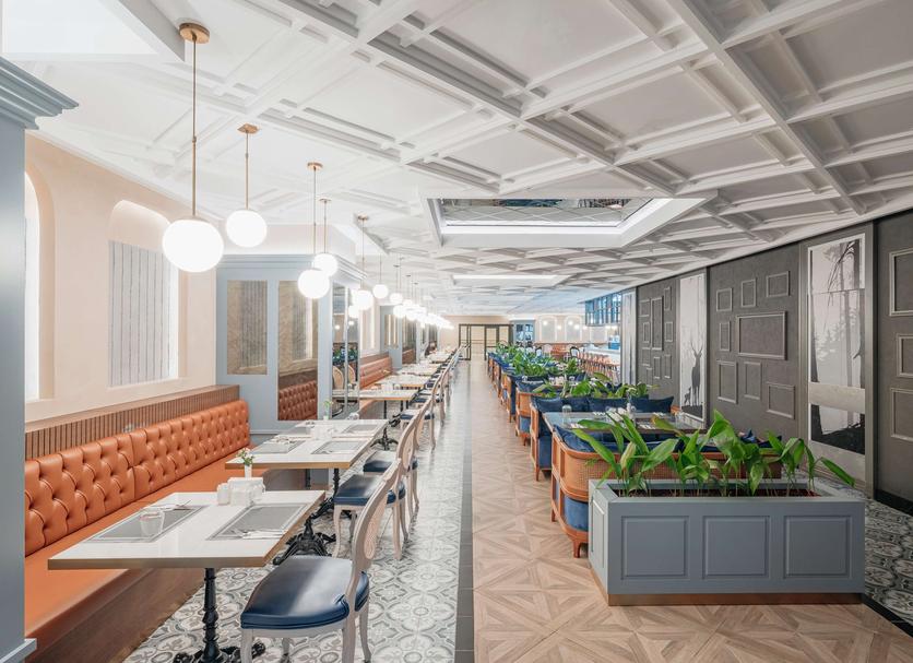 Restaurant Photo