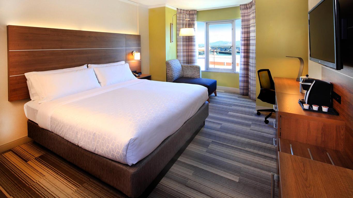 Holiday Inn Express & Suites San Francisco Fishermans Wharf