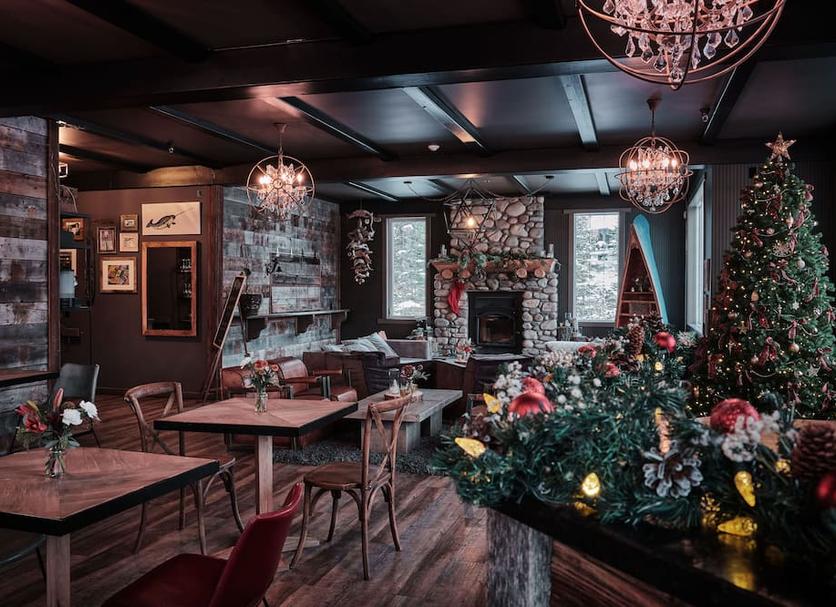 Restaurant Photo