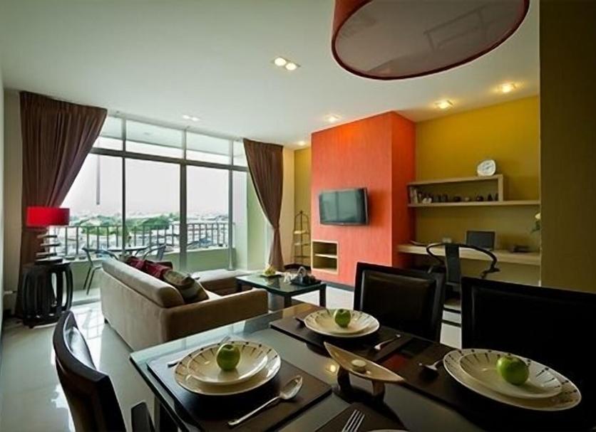 Dining room Photo