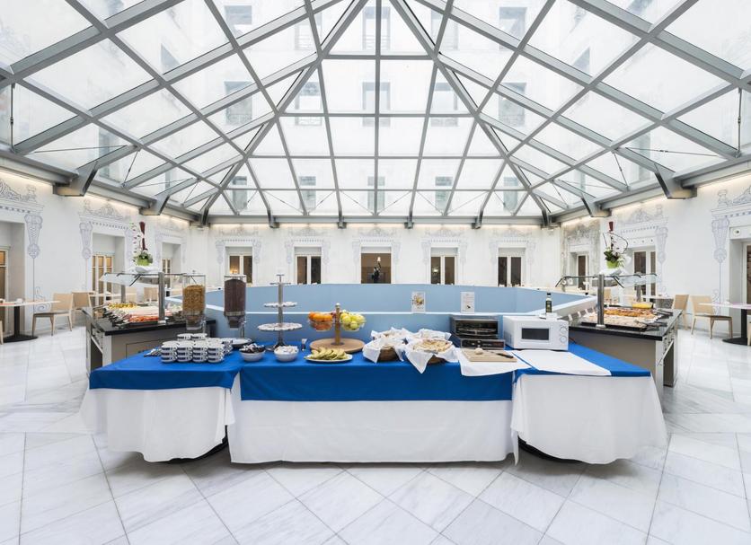 Buffet Photo