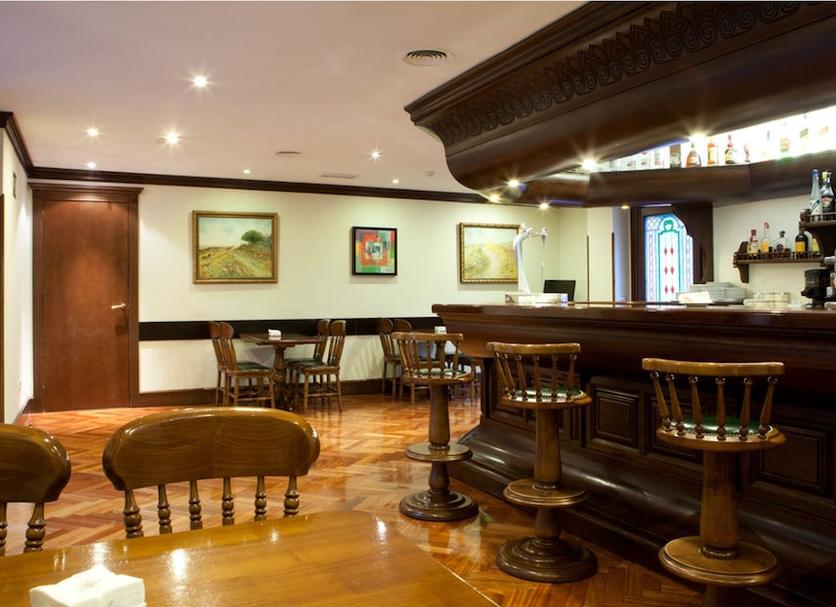 Bar Photo