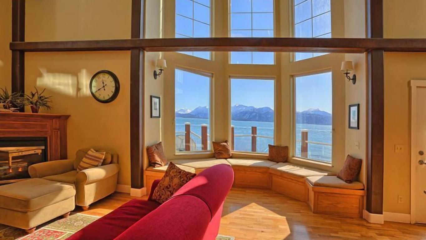 Land's End Resort