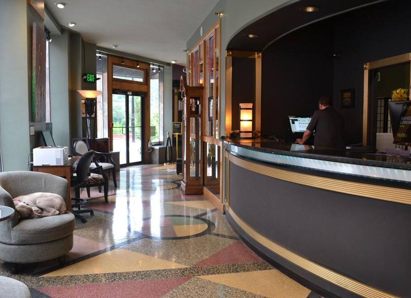 Front desk Photo