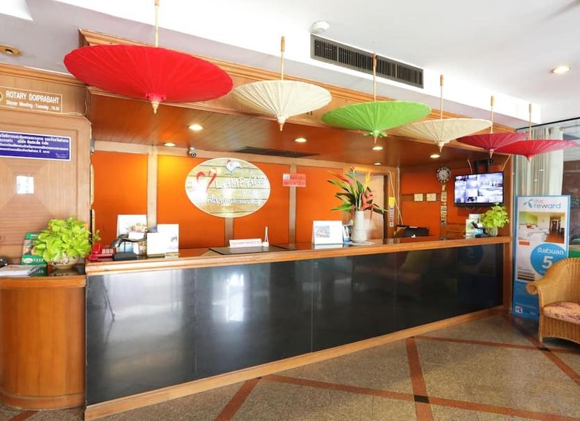 Front desk Photo
