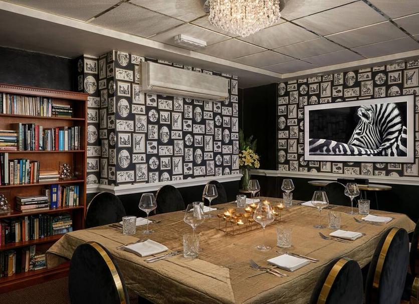 Restaurant Photo