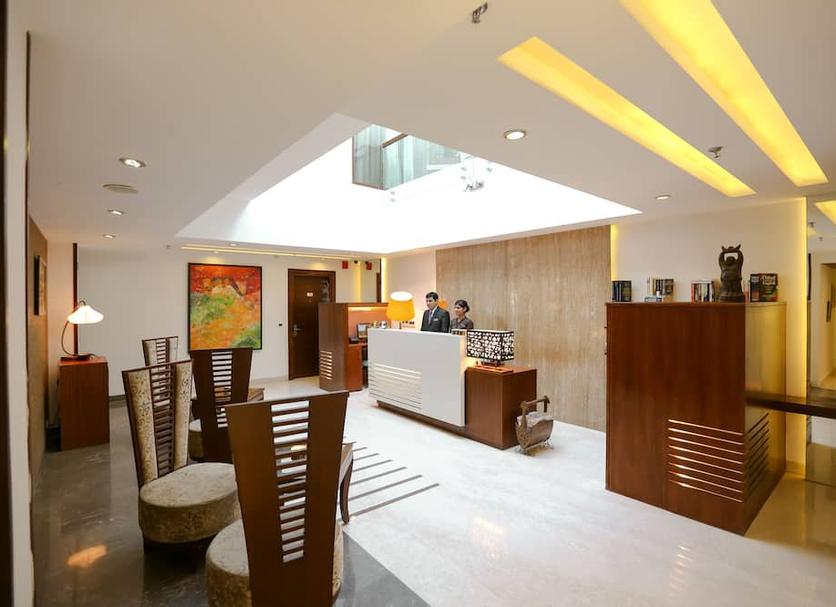 Front desk Photo
