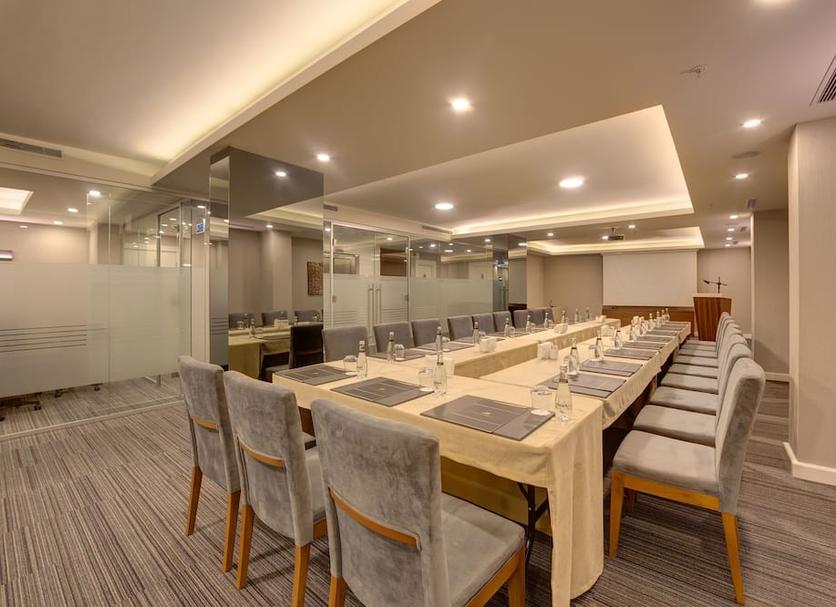 Conference room Photo