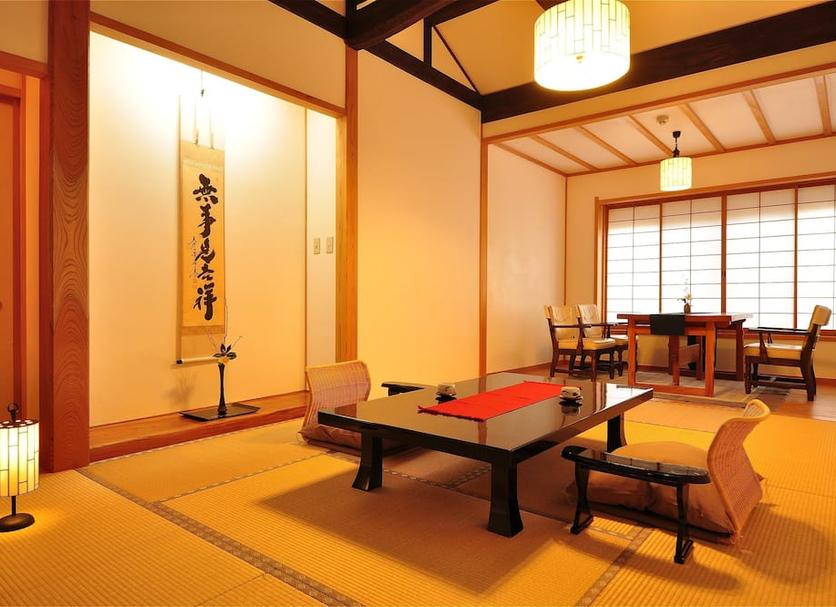 Dining room Photo