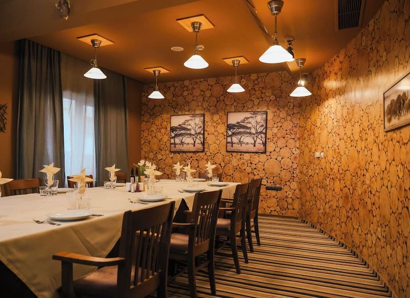 Restaurant Photo