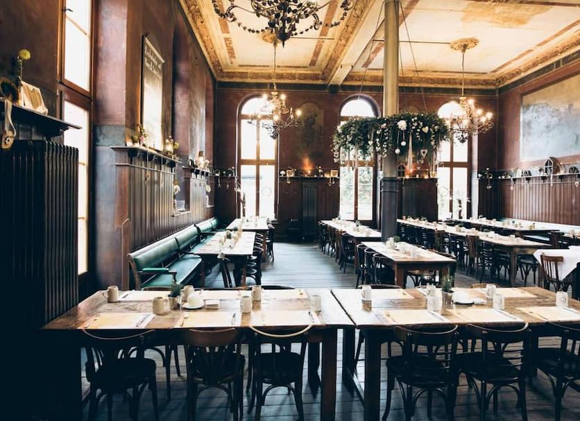 Restaurant Photo