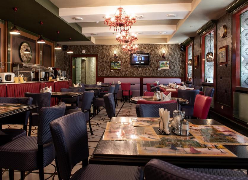 Restaurant Photo