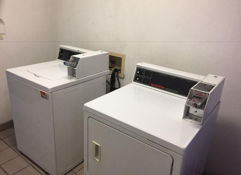 Laundry facility Photo