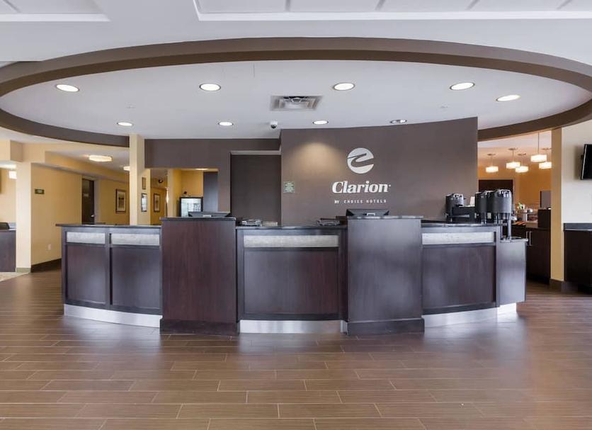 Front desk Photo