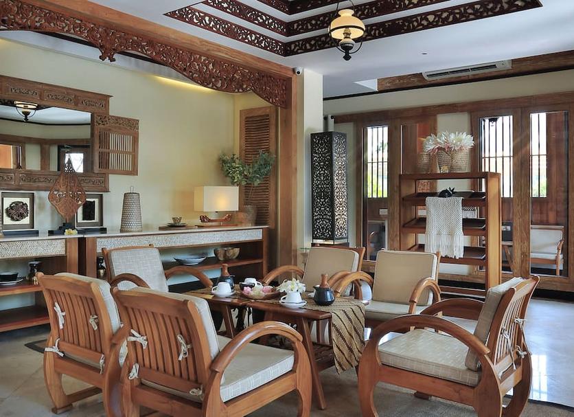 Dining room Photo