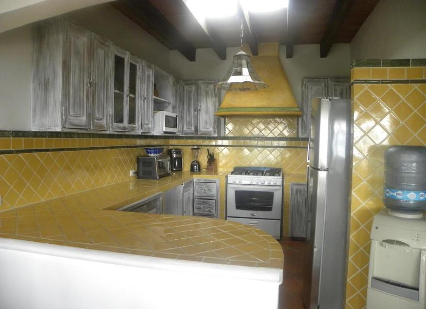 Kitchen Photo