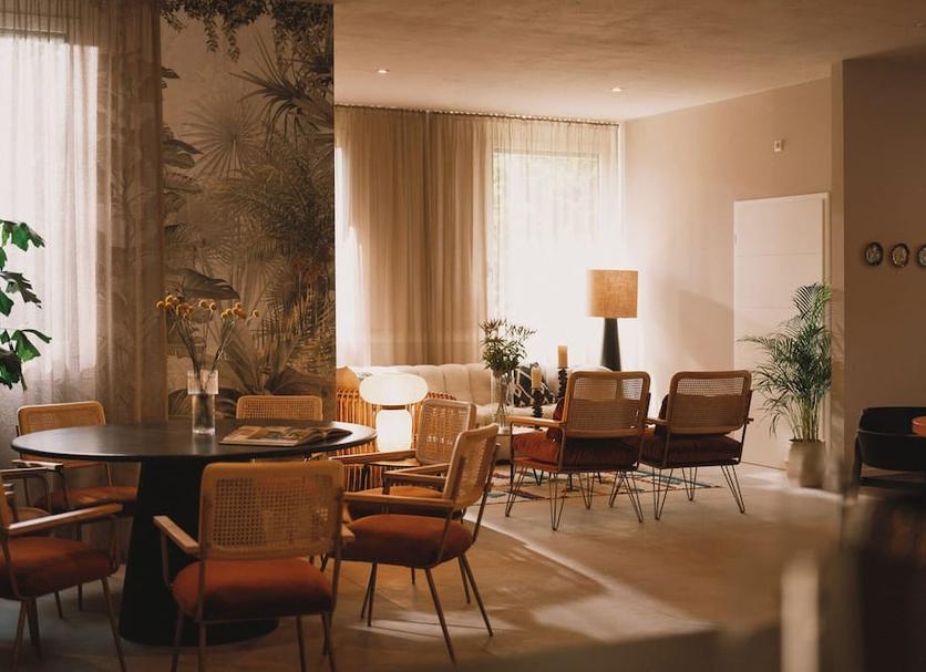 Dining room Photo