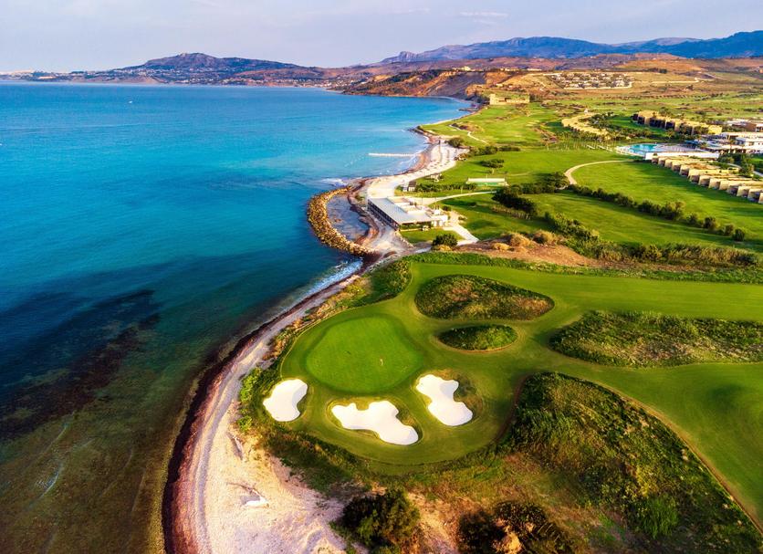 Golf course Photo