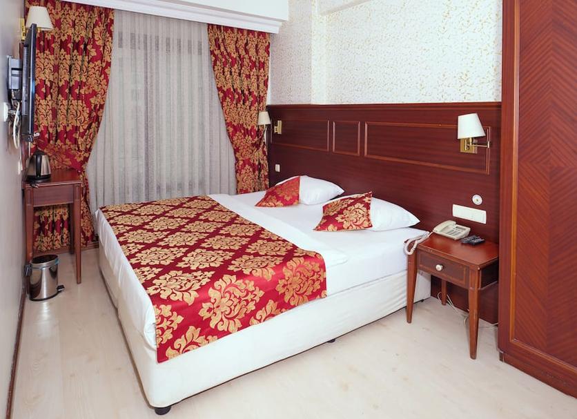 Bedroom Photo
