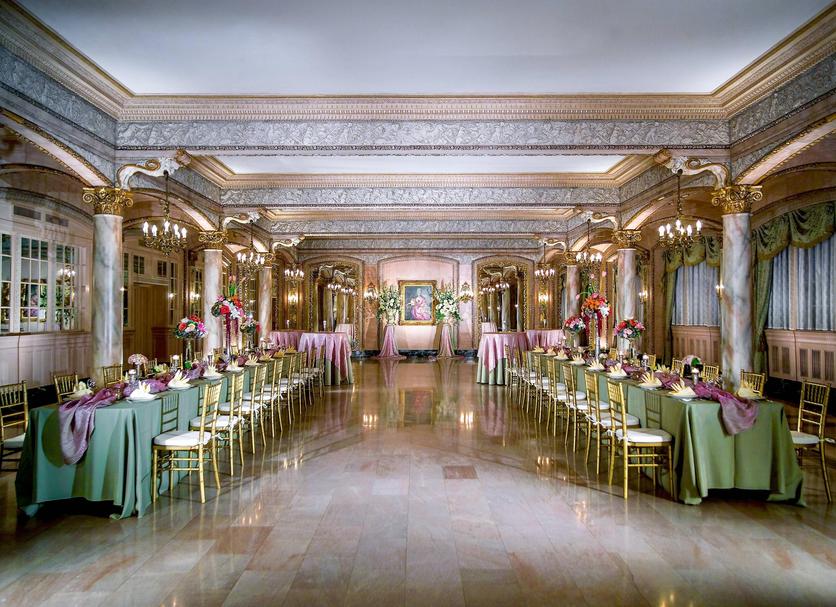 Banquet hall Photo