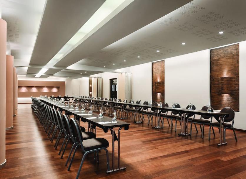 Conference room Photo