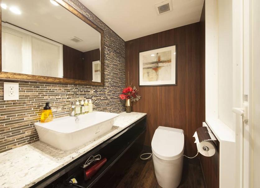 Bathroom Photo