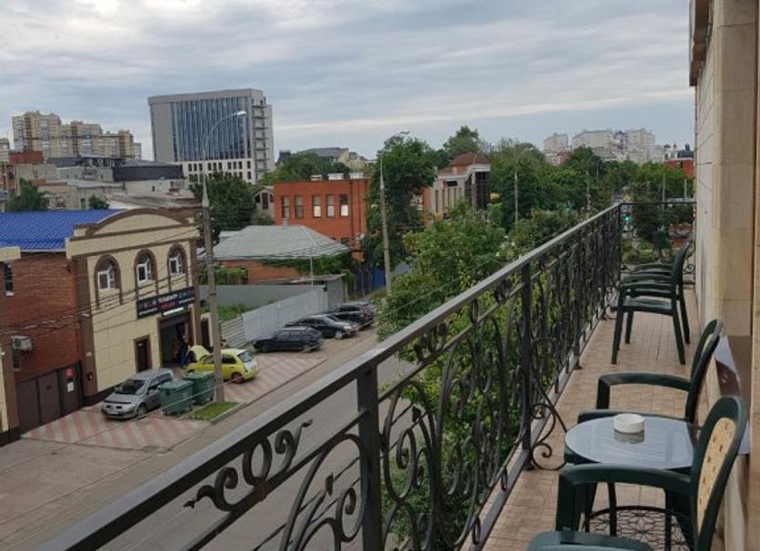 Balcony Photo
