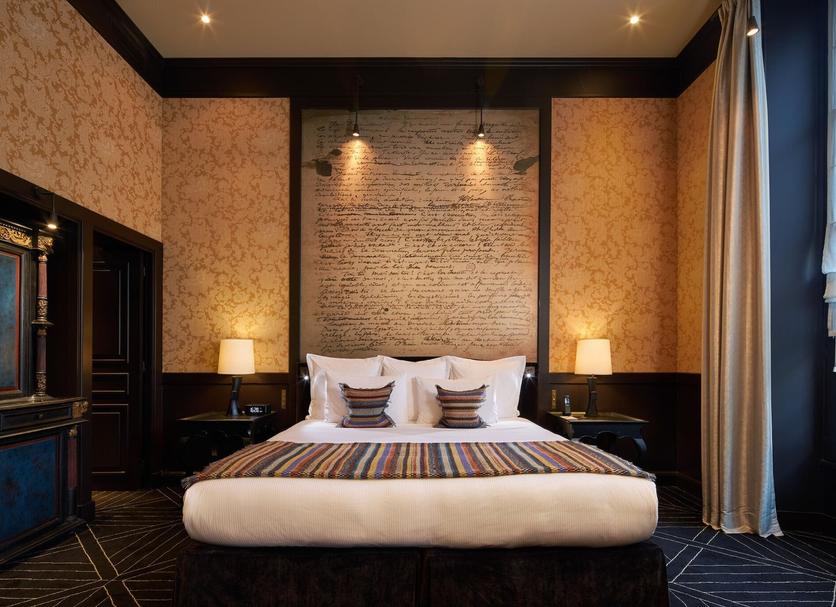 Bedroom Photo