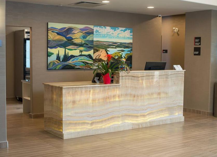 Front desk Photo