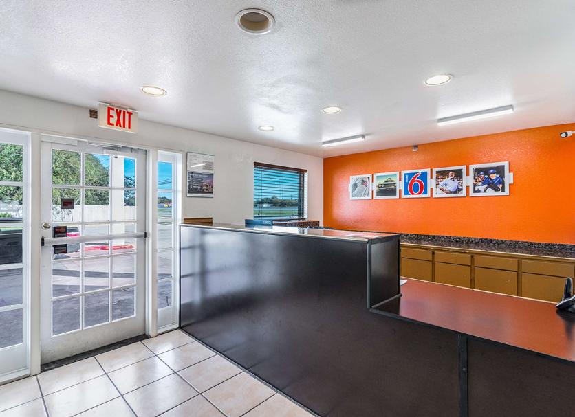 Front desk Photo