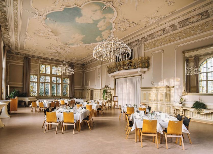 Banquet hall Photo