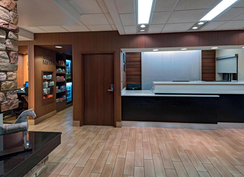 Front desk Photo