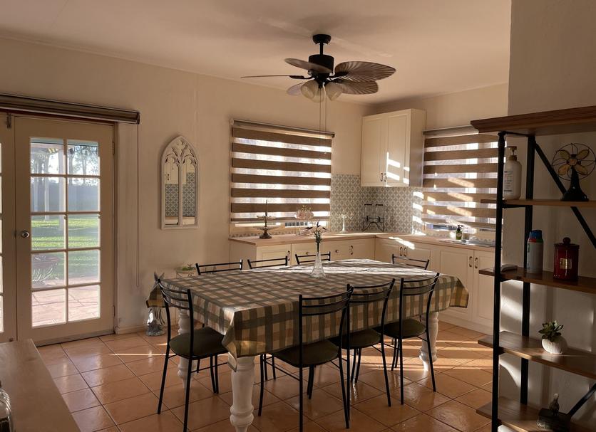 Dining room Photo