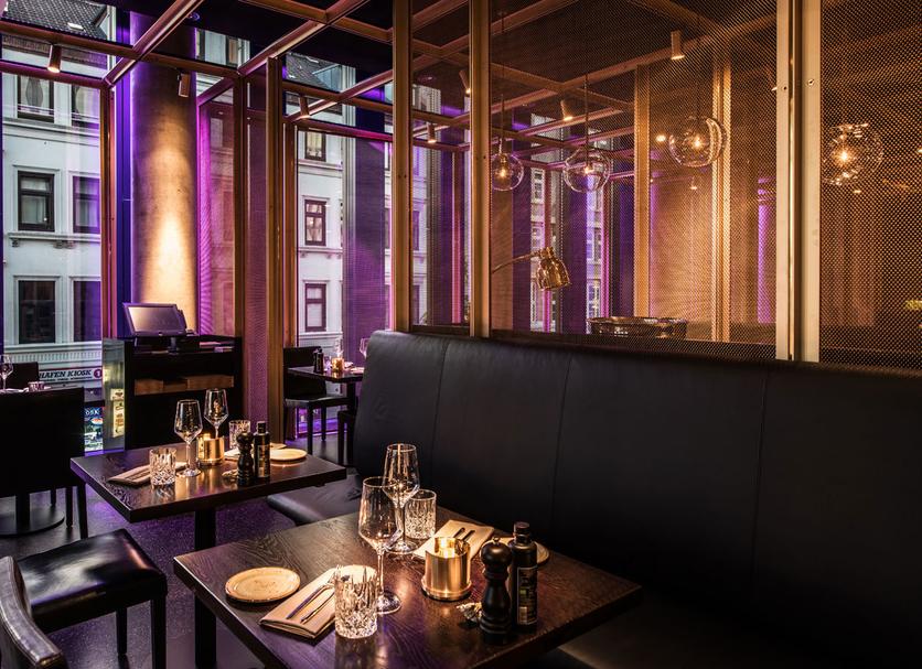 Restaurant Photo